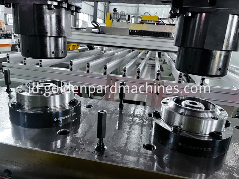 Air Freshener Spray Aerosol Can Making Machine Domes Making Machine Production Line6